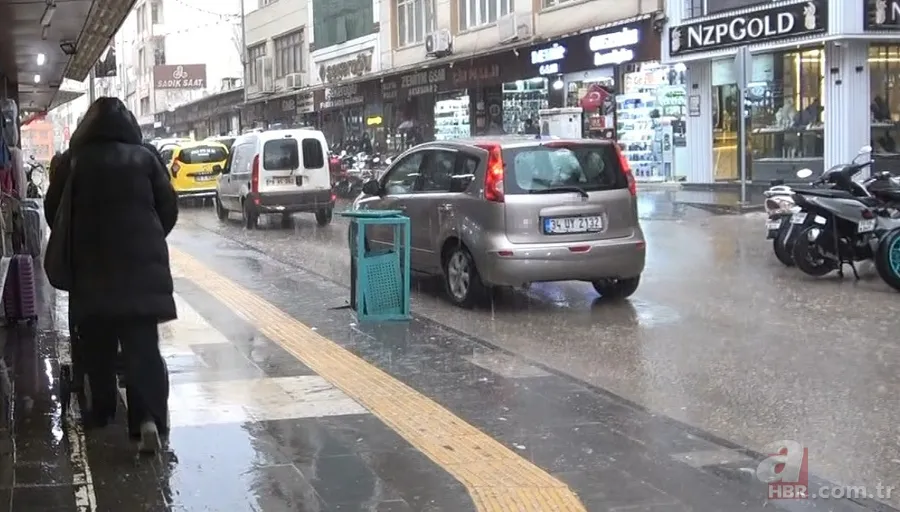 Meteoroloji uyardı: Batıda yağış, doğuda sert soğuk dalgası! Şemsiye haftası başladı 11