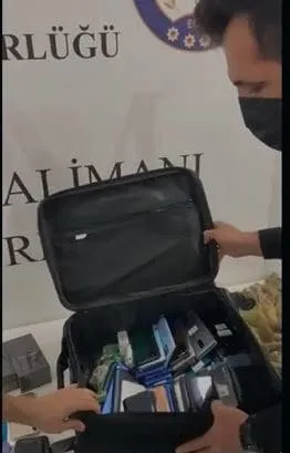 havalimaninda-kacak-cep-telefonu-operasyonu-1646810583597.jpg İstanbul Havalimanı'nda kaçak cep telefonu operasyonu - 3