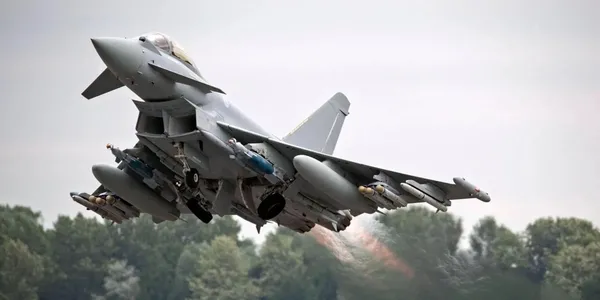 Eurofighter Typhoon’un özellikleri neler? F-35 ve F-16 savaş uçakları arasındaki farklar dikkat çekiyor