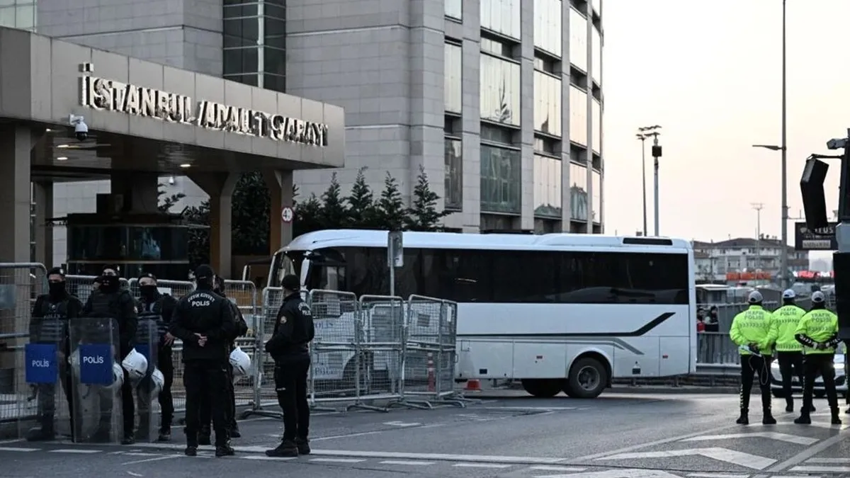 İBB’ye yolsuzluk operasyonunda 11 firari aranıyor! İşte o isimler ve haklarındaki suçlamalar