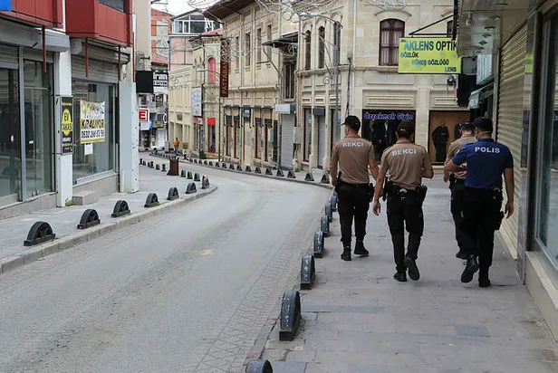 Akraba ziyareti yasak mı? Eve misafir almak yasaklandı mı? İçişleri Bakanlığı korona genelgesi 'misafir' detayı - 5
