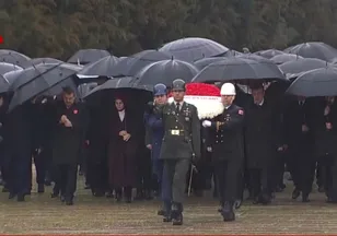 Devlet Erkanı Anıtkabir'de!