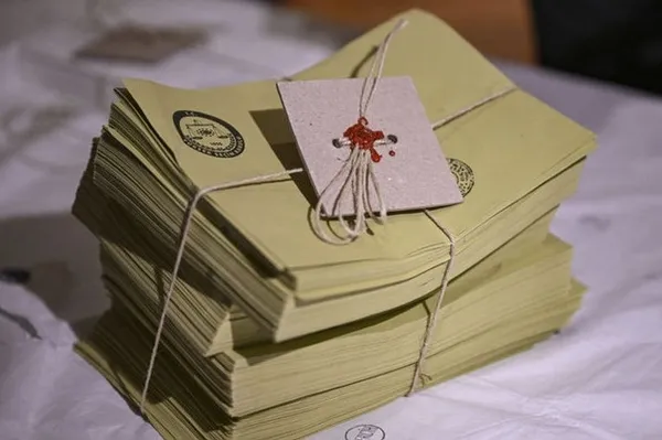 secim-gorevlisi-ucreti-ne-zaman-yatacak-ysk-sandik-gorevlisi-ucretleri-nereden-alinir-sandik-gorevlisi-ucreti-1687365449780.jpg YSK sandık görevlisi ücretleri nereden alınacak? Seçim görevlisi ücreti ne zaman yatacak? Sandık görevlisi ücreti 2023! - 2