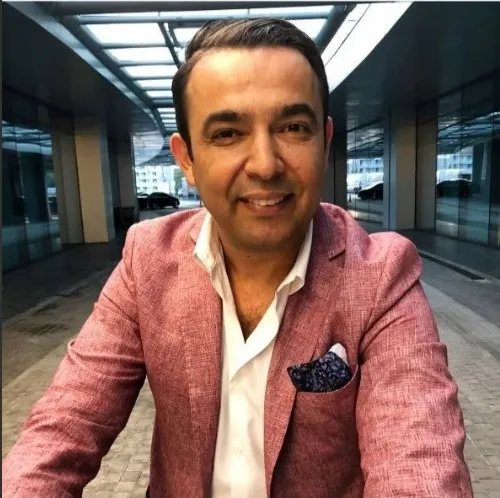 cem-kucuk-sorusturmasinda-flas-gelisme-gazeteci-tahir-sarikaya-gozaltina-alindi-hesaplardaki-kripto-trafigi-de-1785783373126.jpg Cem Küçük soruşturmasında flaş gelişme! Gazeteci Tahir Sarıkaya gözaltına alındı: Hesaplardaki kripto trafiği deşifre oldu - 3