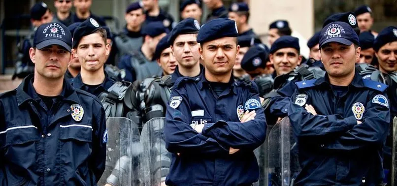 Polise 24 maaş taltif