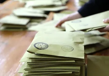 Resmi Gazete'de yayımlandı: Yerel seçimler 31 Mart'ta yapılacak