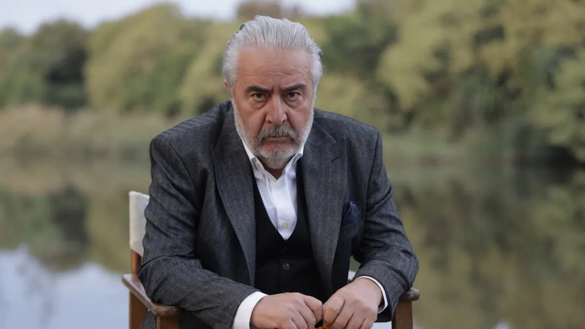 Uğur Yücel AVM'de terlikleriyle görüntülendi! "Moralim bozuk sonra konuşalım"