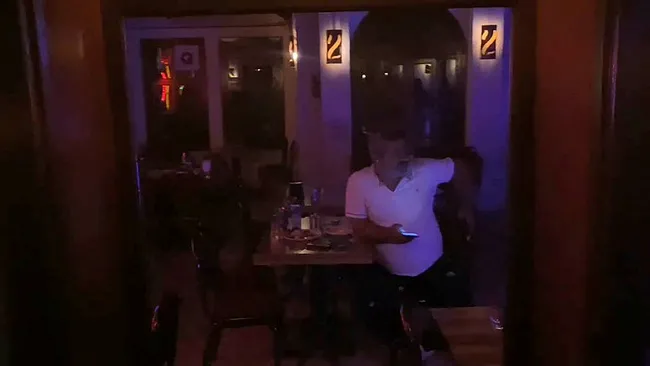 Bursa'da kısıtlamada açık eğlence merkezine baskın: 17 kişiye 53 bin lira ceza - 2