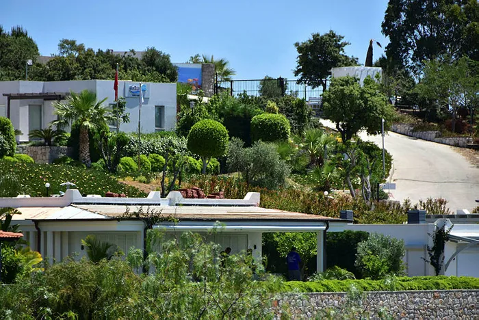 Yılmaz Özdil’e büyük şok! Kaçak villası yarın yıkılıyor