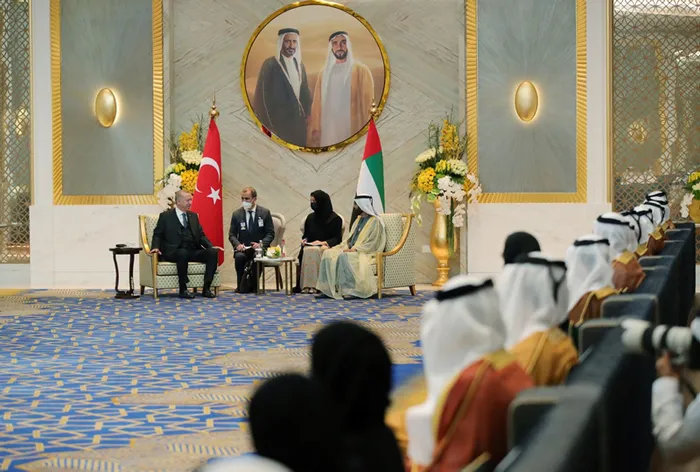 Son dakika: Başkan Erdoğan’dan BAE’de kritik görüşme! Dubai Emiri Al Maktum ile bir araya geldi