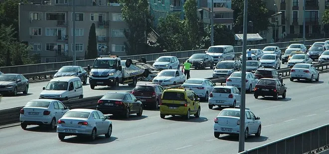Son dakika: 15 Temmuz Şehitler Köprüsü’nde trafik kazası