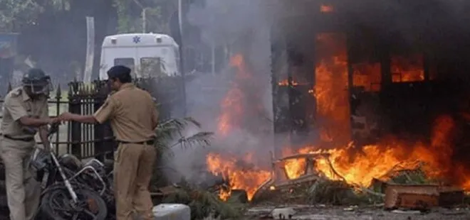 Hindistan’daki yangında 8 kişi hayatını kaybetti