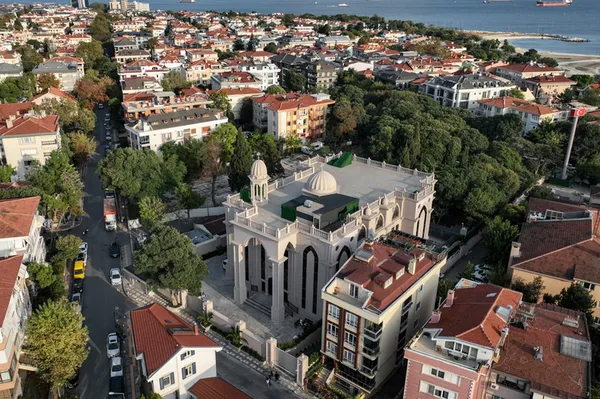 Cumhuriyet tarihinin ilk kilisesi! Açılış Başkan Erdoğan'dan - 1