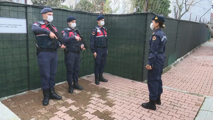 Çocukluk hayaliydi: İstanbul'un tek kadın Jandarma Karakol Komutanı - 1