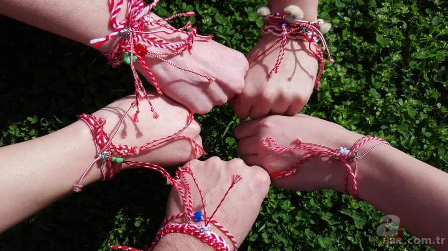 Marteniçka bilekliği ne zaman takılır, nasıl yapılır? Geleneksel uğur getiren Marteniçka dilek bilekliği ritüeli nedir? 7