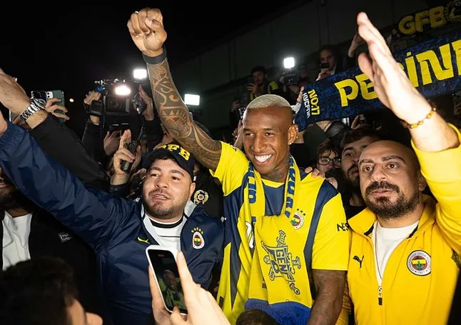 Fenerbahçe’de mutlu son: Talisca İstanbul’da!