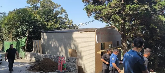 Vaniköy skandalında yeni gelişme! CHP’li İBB’nin göz yumduğu belgelendi: Ağaç kıyımına basit onarım kılıfı