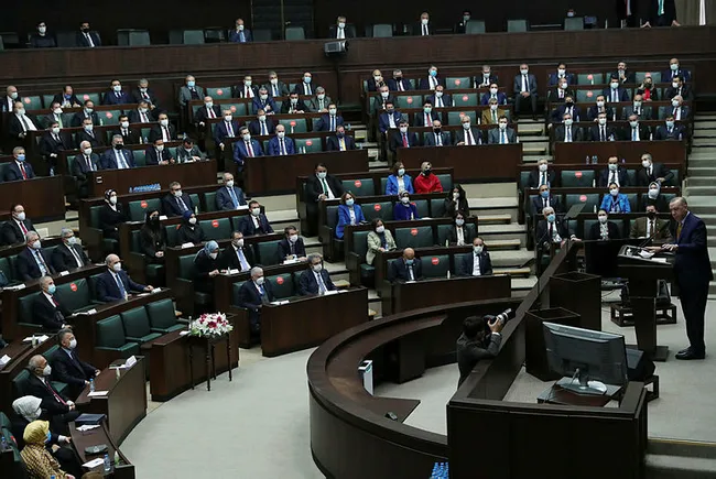 Başkan Erdoğan’dan öğrencilere müjde! 2021 yılı burs ve kredi miktarlarını açıkladı