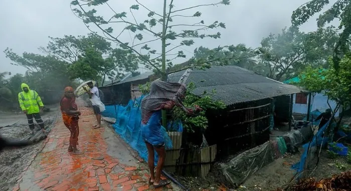 Remal Tropikal Kasırgasında acı bilanço! Hindistan ve Bangladeş’te 16 kişi öldü