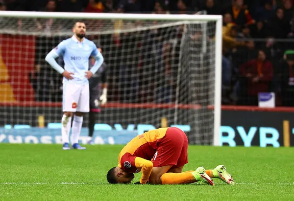 galatasaray-mostafa-mohamed-transferini-duyurdu-iste-transferin-detaylari-1640620626736.jpg Galatasaray Mostafa Mohamed transferini duyurdu! İşte transferin detayları... - 4