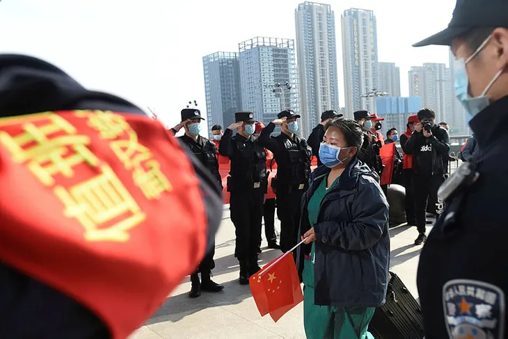 Koronavirüsün ilk görüldüğü Vuhan’dan sevindirici haber! Sağlık personelinin tahliyesi başladı!