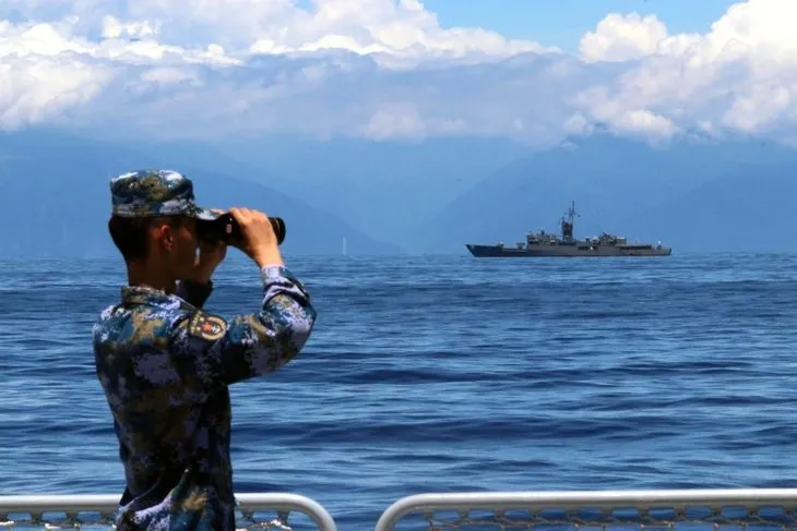 Çin Tayvan’ı ablukaya aldı! 39 savaş uçağı ile 13 gemi ada etrafında