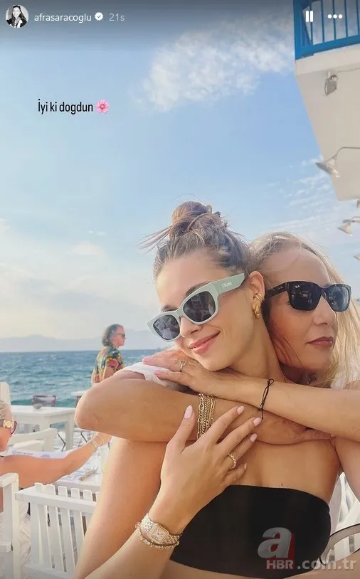 Annesi değil ablası gibi! Afra Saraçoğlu annesini paylaştı! 'İyi ki doğdun' 5