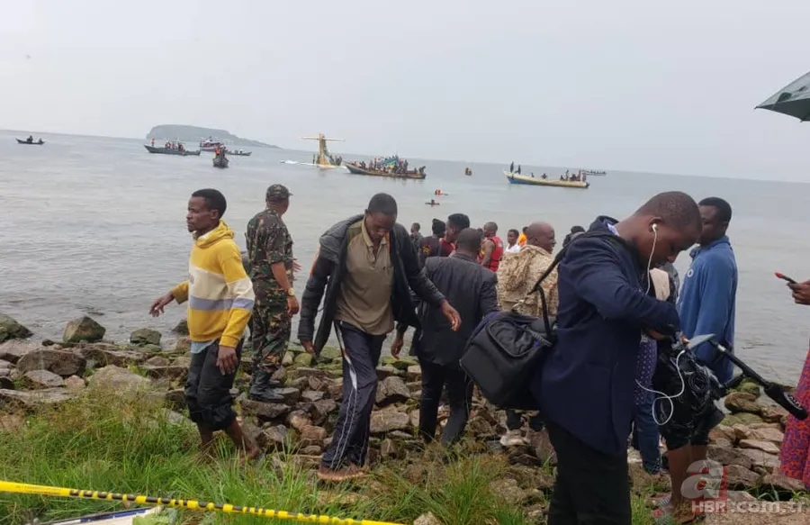 Tanzanya'da yolcu uçağı Viktorya Gölü'ne düştü! Korkutan görüntüler 9