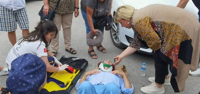 Bursa’da panik anları! Otomobil yaşlı kadına çarptı | Vatandaşlar telefonda kızına moral verdi