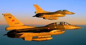 Türk jetleri Irak’ın kuzeyini vurdu