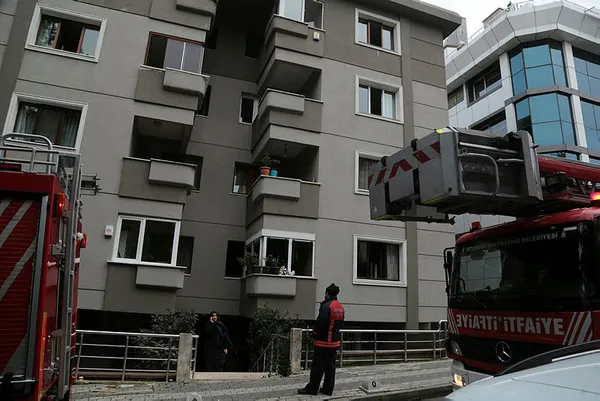 Son dakika: Tarık Pabuççuoğlu'nun evinde yangın! - 1