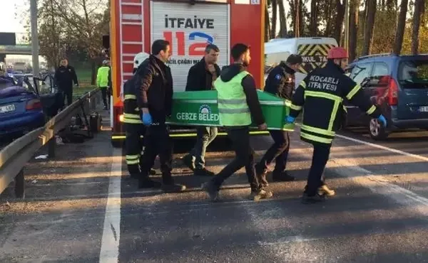 1702916146234.jpeg Kocaeli’de dehşet kaza: Araba bariyerlere saplandı! Doğum gününde hayatını kaybetti - 4