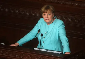 Merkel'den skandal karara ilişkin açıklama
