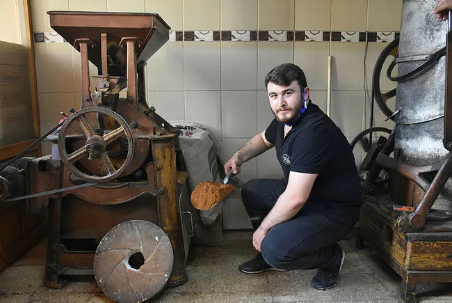 94 yıldır aynı taş değirmende öğütülen kahve Sivas'ın vazgeçilmezi oldu - 4