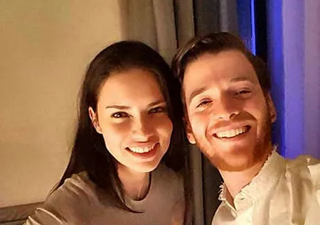 Metin Hara ile Adriana Lima arasındaki yaş farkı bakın kaç | Ünlülerin yaşları