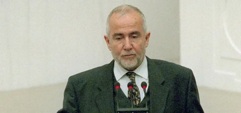 Eski Bakan Cevat Ayhan vefat etti
