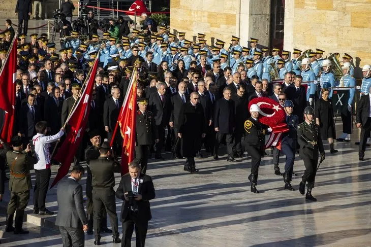 Başkan Erdoğan ve devlet erkânından Atatürk’ün vefatının 81’inci yılında Anıtkabir’e ziyaret