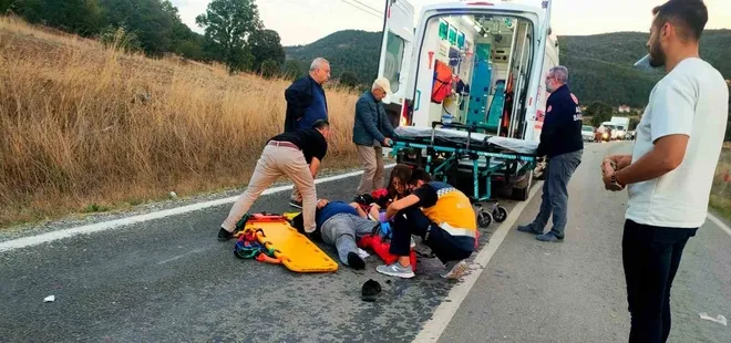 Domaniç'te otomobil ile motosiklet çarpıştı