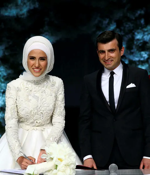 Sümeyye Erdoğan Bayraktar anne oldu - 1