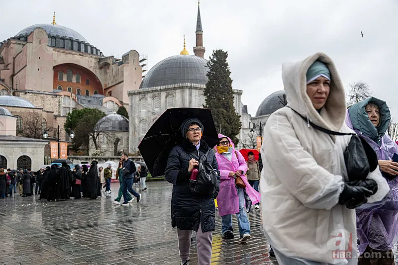 Meteoroloji alarm verdi: Dışarı çıkacaklar dikkat! Sağanak, gök gürültüsü ve fırtına uyarısı! İstanbul, İzmir, Antalya... 4