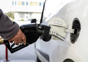 Akaryakıt fiyatlarında ne kadar artış oldu? Benzin, motorin ve otogaz fiyatlarında son durum...