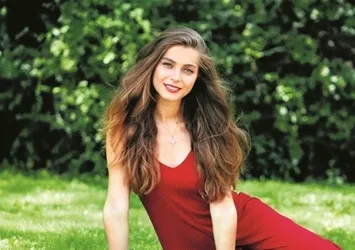 Hercai dizisinin Yaren'i İlay Erkök'ten samimi itiraf: Ünümü kullandığım oluyor