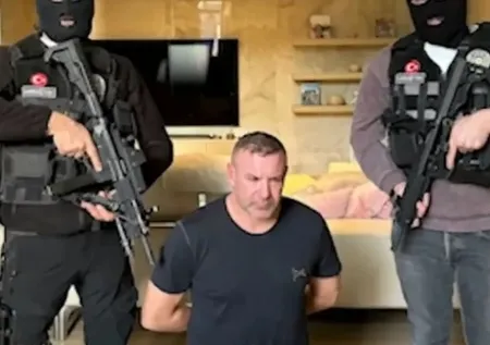 Yargıda 2. Zindaşti vakası! Baronların gece yarısı tahliyesine HSK'dan soruşturma