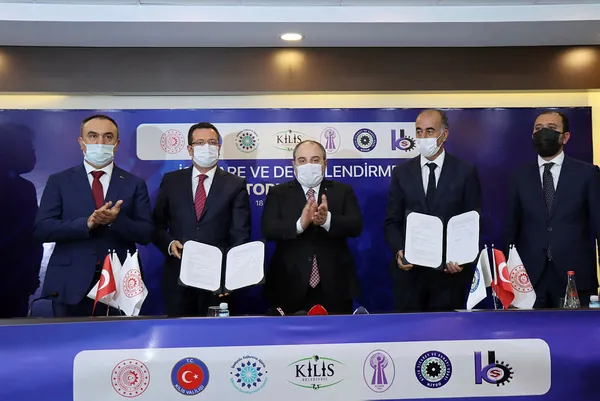 Son dakika: Sanayi ve Teknoloji Bakanı Mustafa Varank’tan sosyal medya ve vergi açıklaması