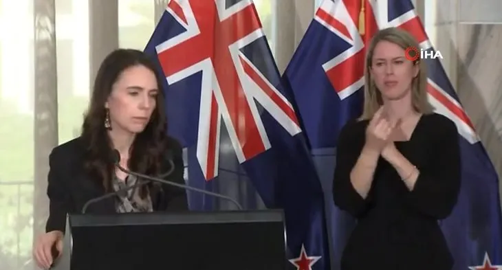Yeni Zelanda Başbakanı Jacinda Ardern basın toplantısında neye uğradığını şaşırdı! Canlı yayında ikinci kez depreme yakalandı