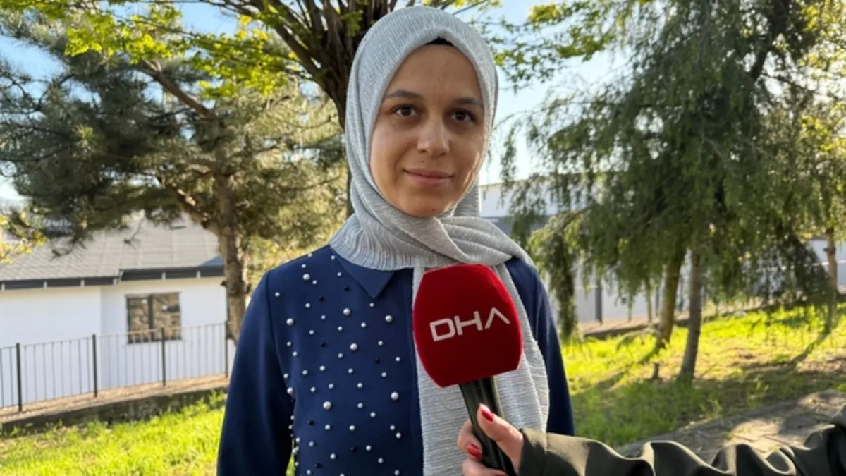 Parkta alkol alanların geride bıraktıkları şişedeki içkiyi su zannederek içen çocuk hastanelik oldu