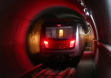 Başkent'te yılbaşı: Ankaray ve metro saat 02.30'a kadar açık!
