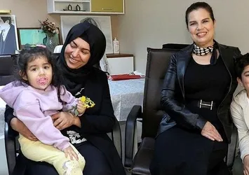 Asrın felaketinde anne ve babasını kaybetti! Koluna protez takılan küçük Berat: Depremde insanlar ölmesin diye...
