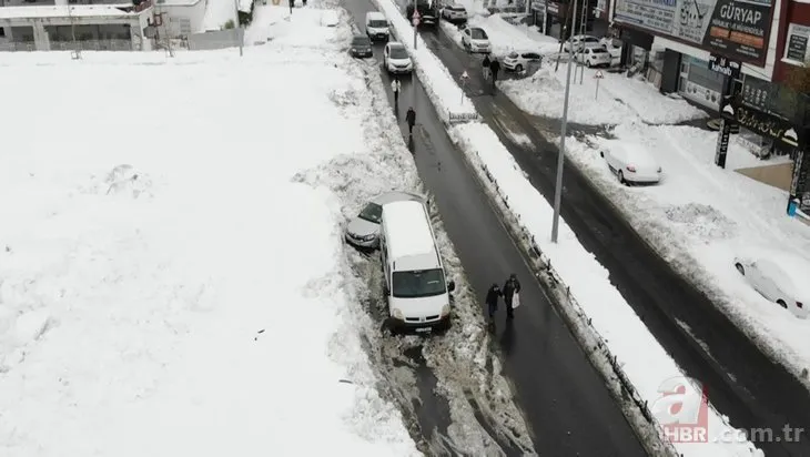 Kar fırtınasına yakalanınca terk etmişlerdi! Arnavutköy’deki araçlar çekildi