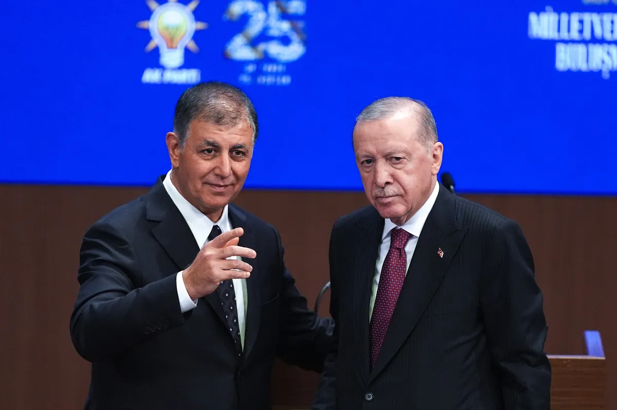 Cemil Tugay AK Parti’ye geçiş sürecinde Başkan Erdoğan ile olan diyaloğunu anlattı: "Bana güven verdi" - 3